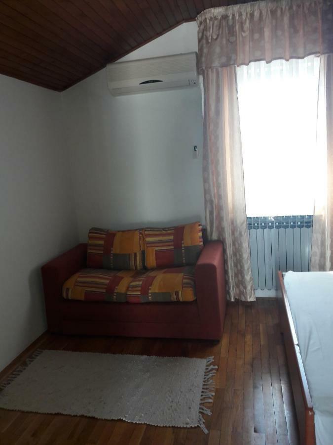 Small Apartment Merica Novalja Exterior photo